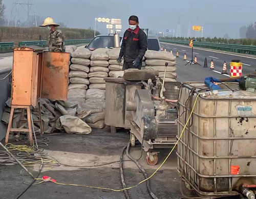 三门峡高速路病害处理